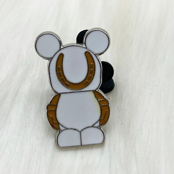 🔮 5/$25 Disney Vinylmation Jr Lucky Horseshoe‎ Pin - Picture 1 of 3